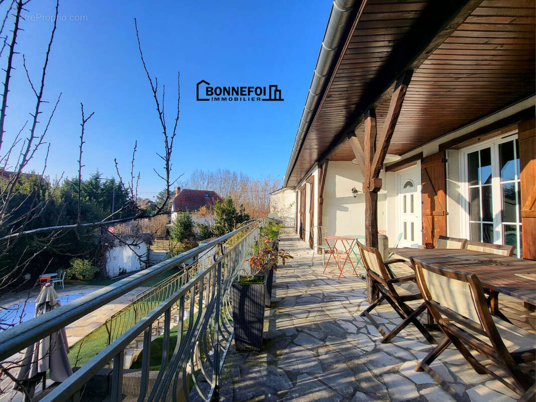 Maison à CHAMPIGNY-SUR-MARNE