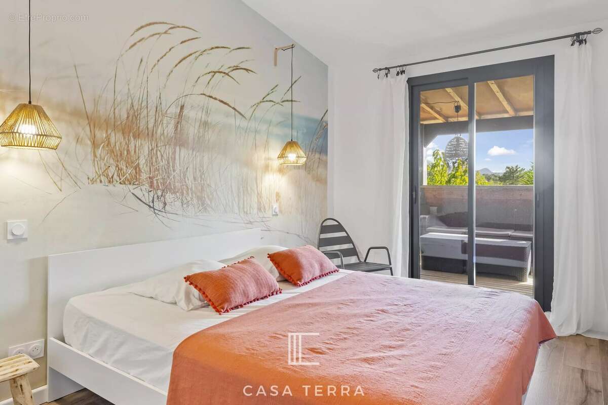 Maison à PORTO-VECCHIO