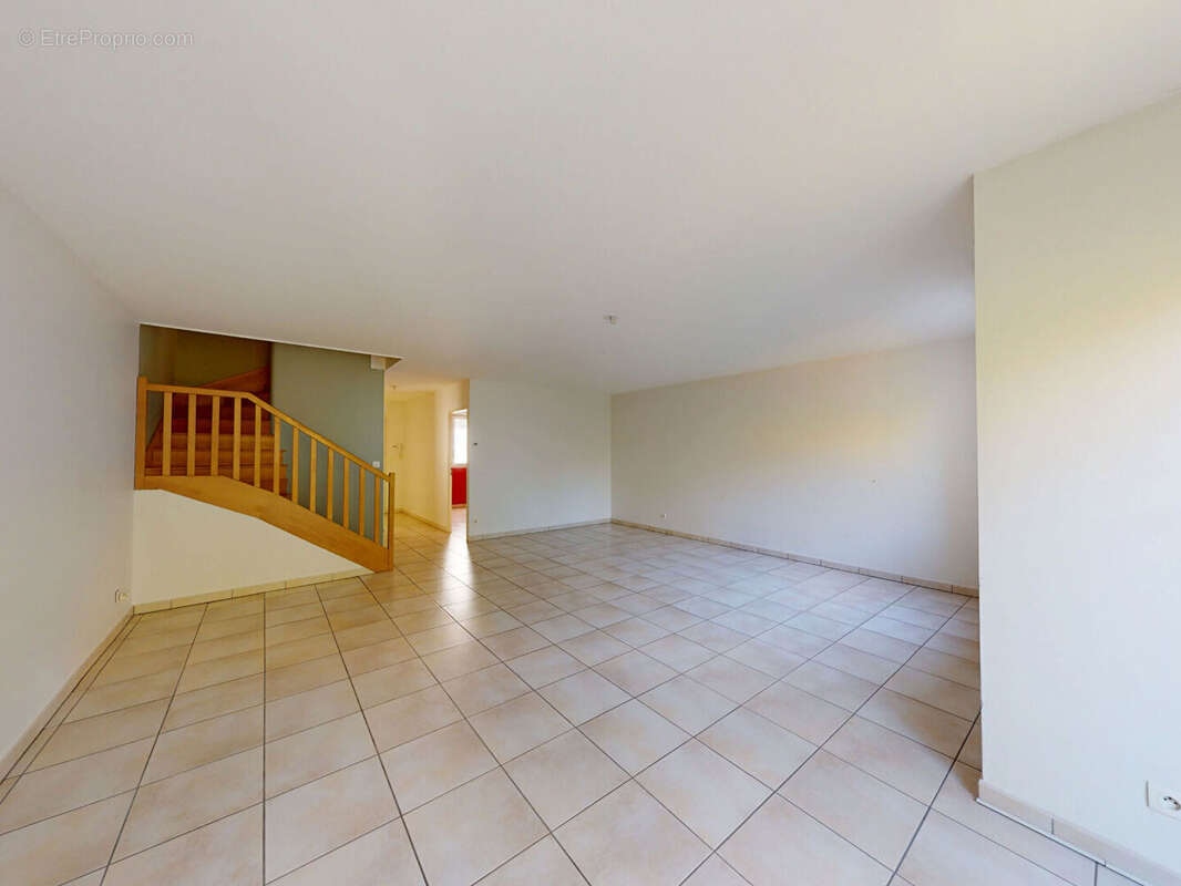 Bourroches maison mitoyenne en copropriete - photo 4
