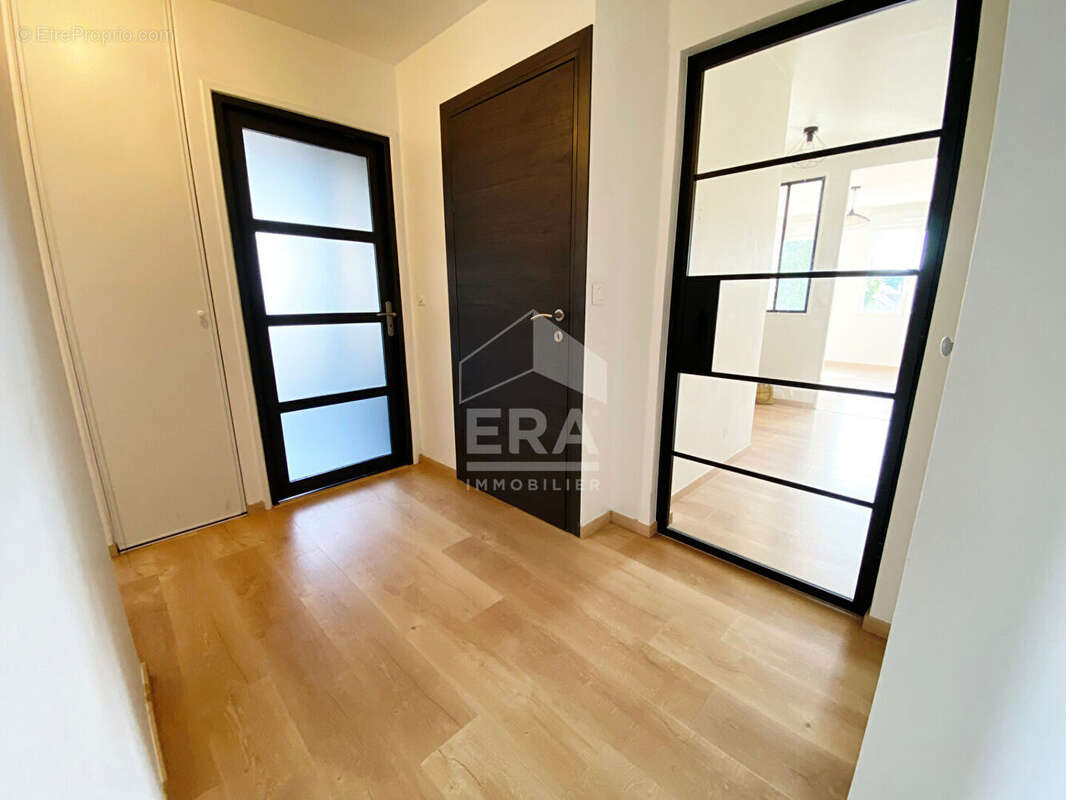 Appartement à BRIE-COMTE-ROBERT