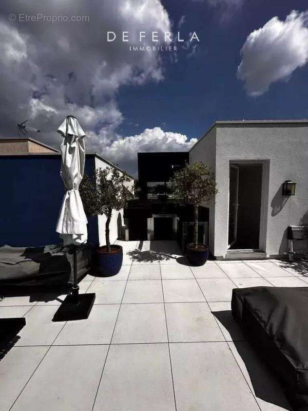 Boulogne-Billancourt – Avenue Robert Schuman  Duplex d'exception et terrasse panoramique - photo 17
