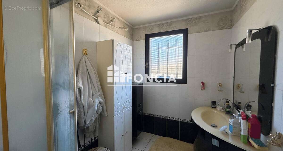 Maison à BORMES-LES-MIMOSAS