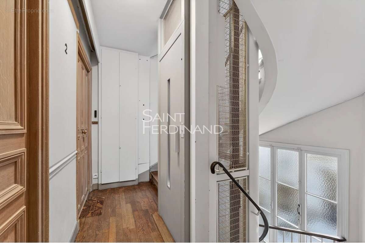 Appartement à PARIS-4E