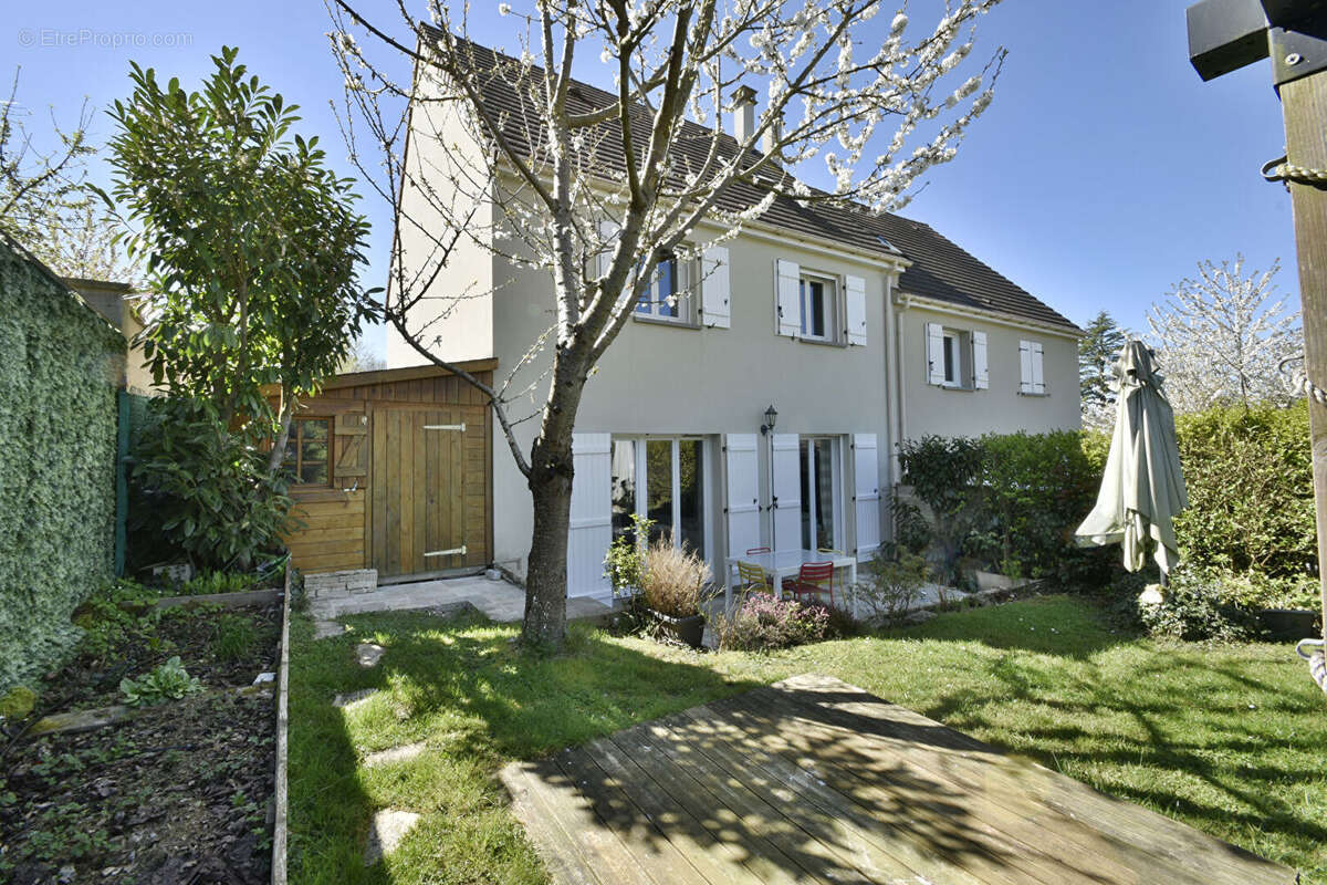 Maison à VILLIERS-SAINT-FREDERIC