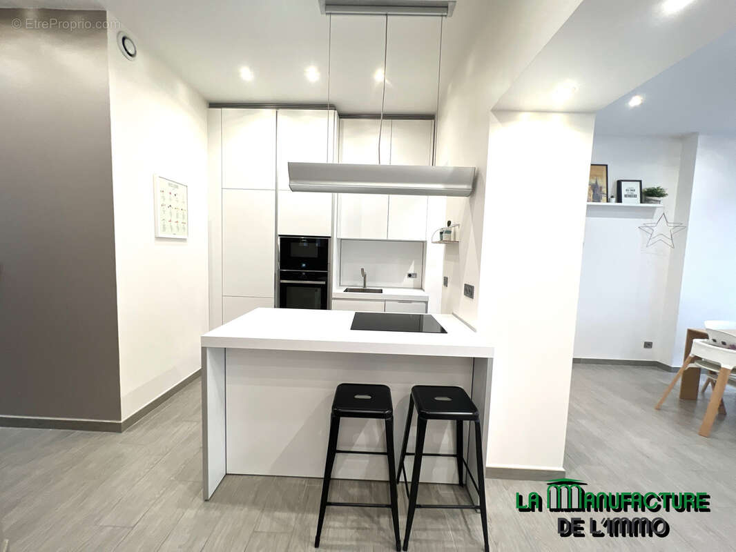 Appartement à SAINT-ETIENNE