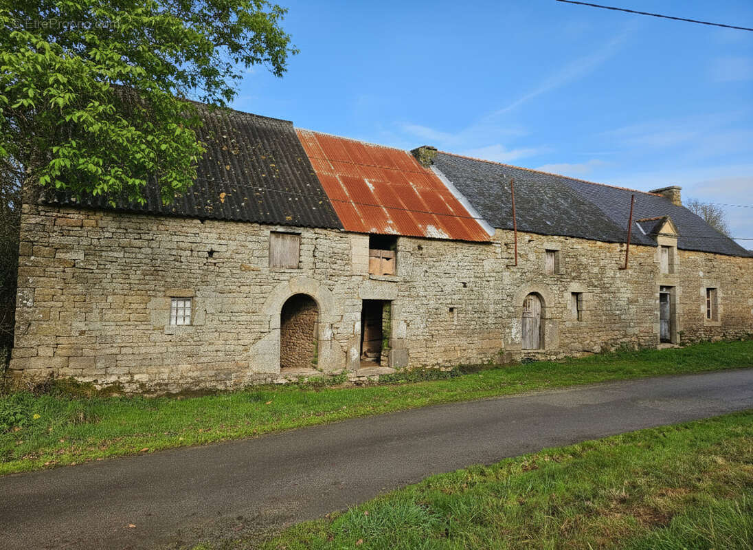 Maison à PLUMELEC