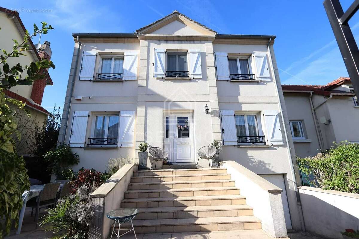 Maison à GOURNAY-SUR-MARNE