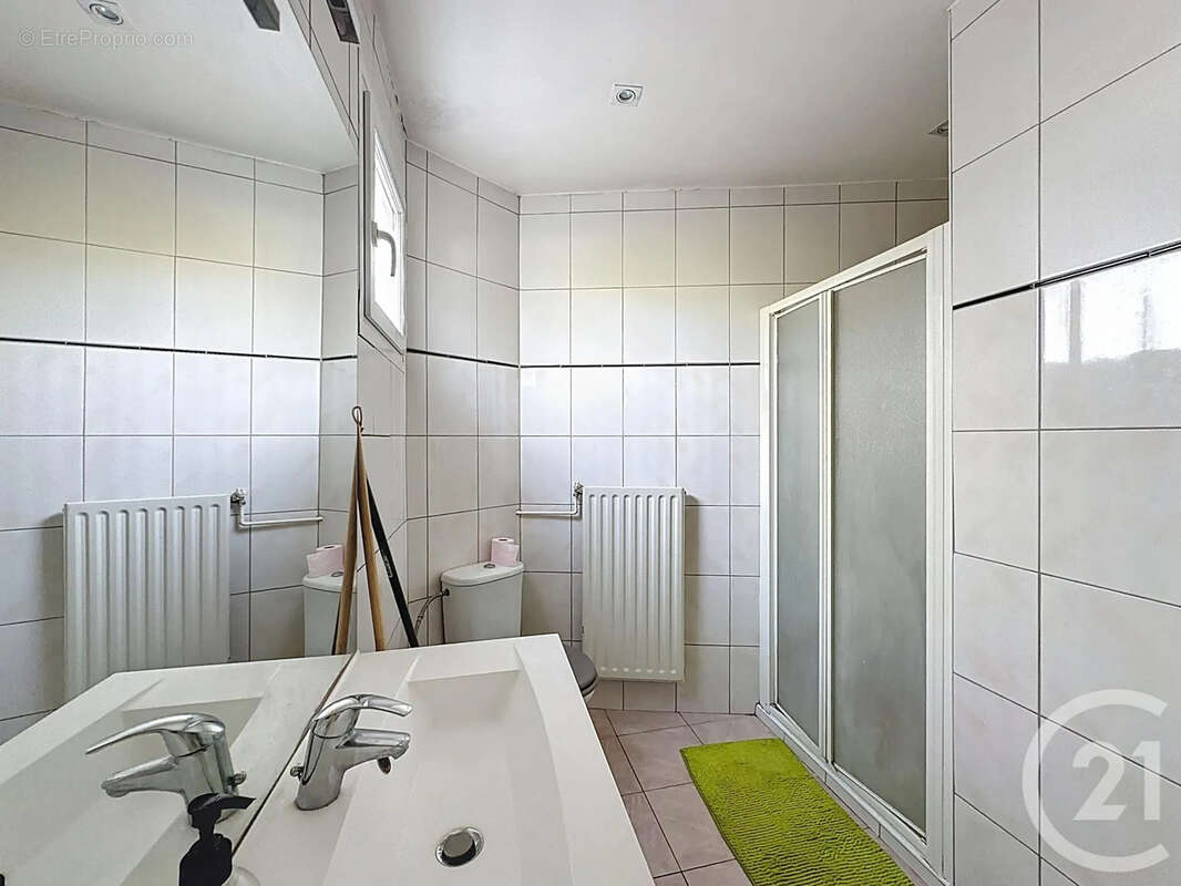 Maison à SAINT-ANDRE-LES-VERGERS