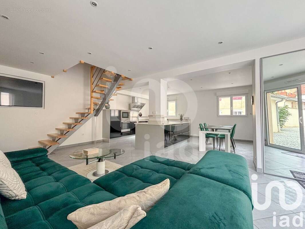Maison 139 m² à Montlucon  - photo 3