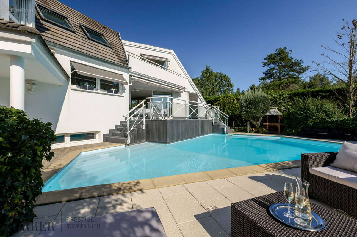 À vendre ! maison contemporaine avec piscine et prestations haut de gamme - photo 2
