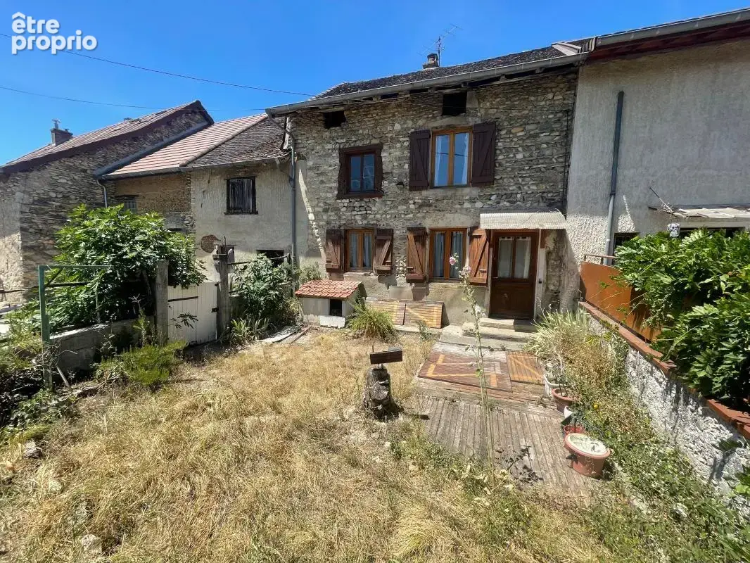 Maison mitoyenne à rénover 81m2 - Terrain de 480m2 - photo 4