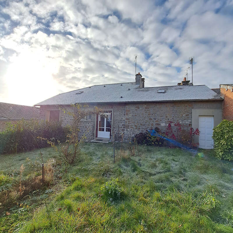 Maison à LA FERTE-MACE