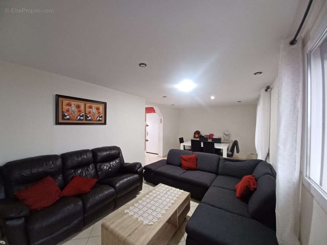 Appartement T3 quartier Font Neuve 2ème étage - photo 3