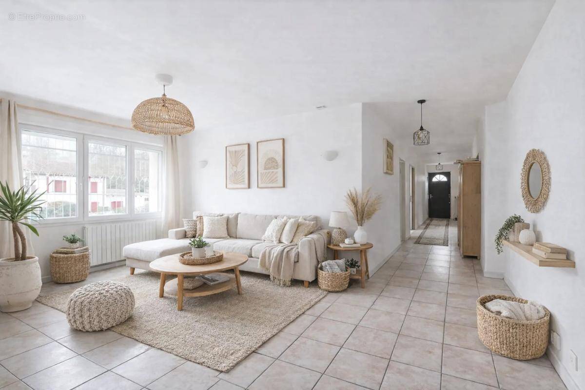 Maison à LABASTIDE-ROUAIROUX