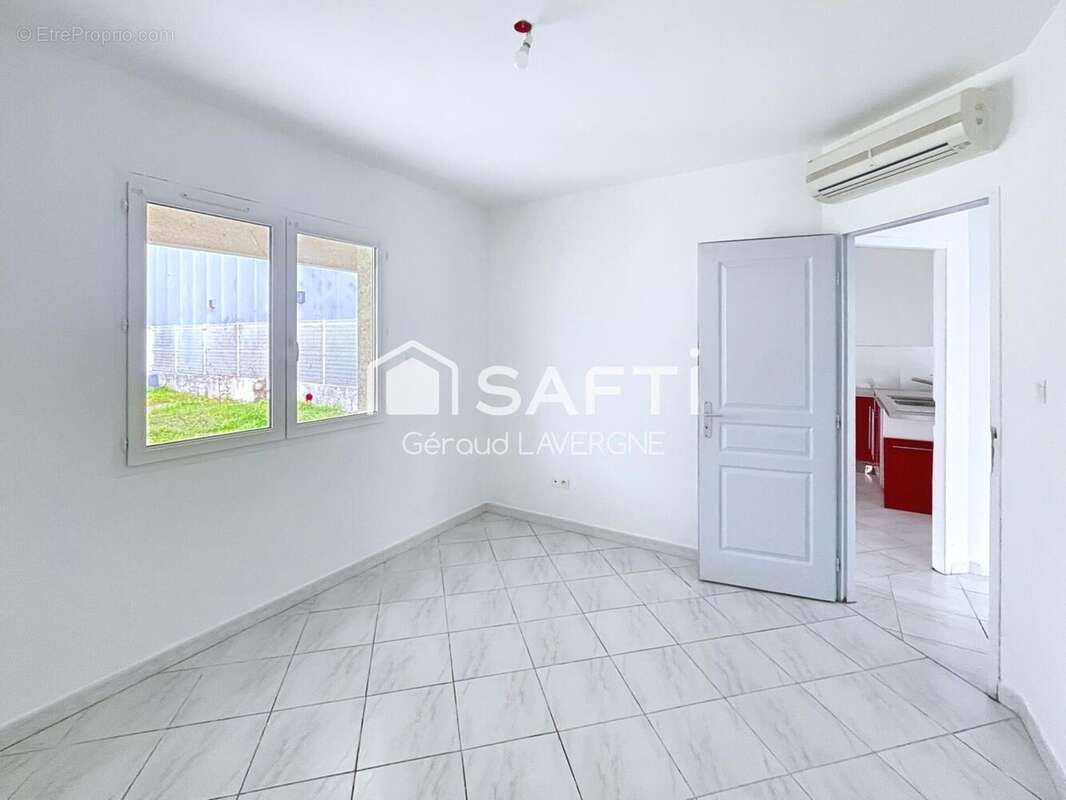 Photo 3 - Commerce à LA SALVETAT-SAINT-GILLES