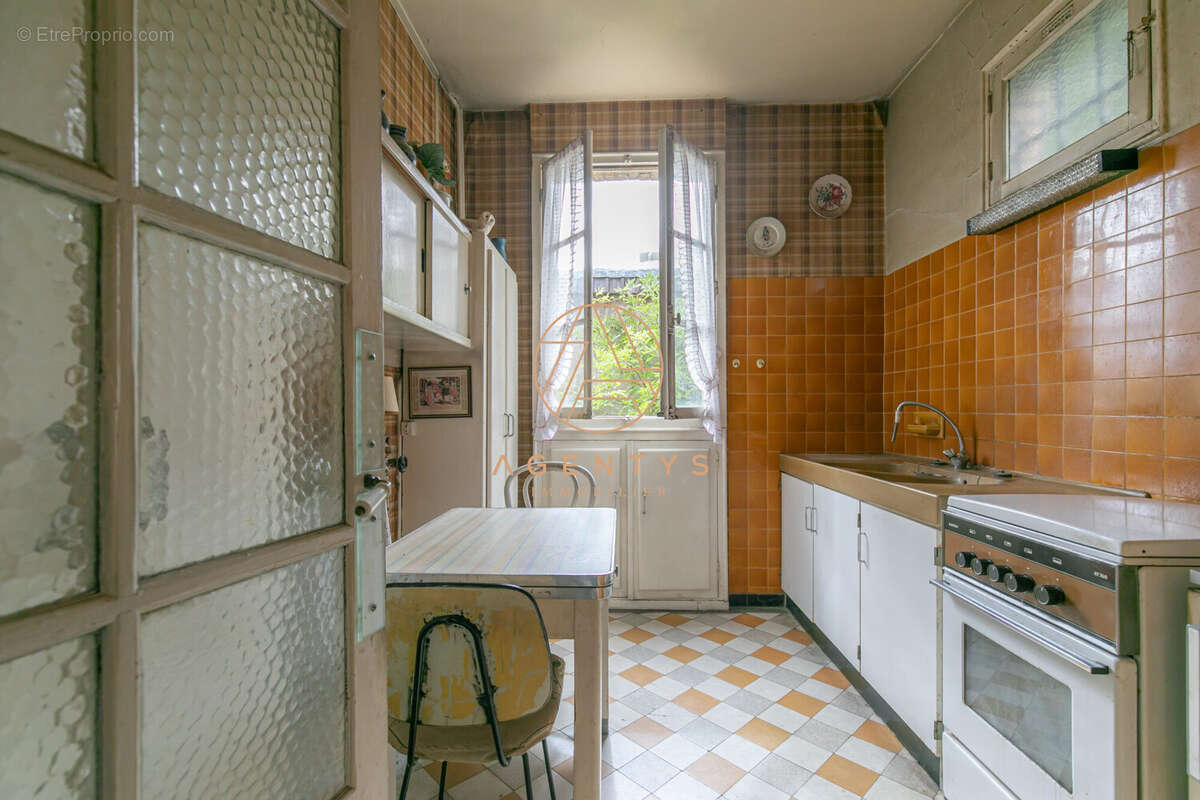 Maison à SAINT-MAUR-DES-FOSSES