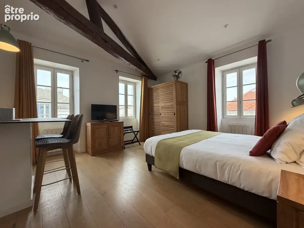 Appartement 200 m² à vendre à La Rochelle (17000) - photo 5