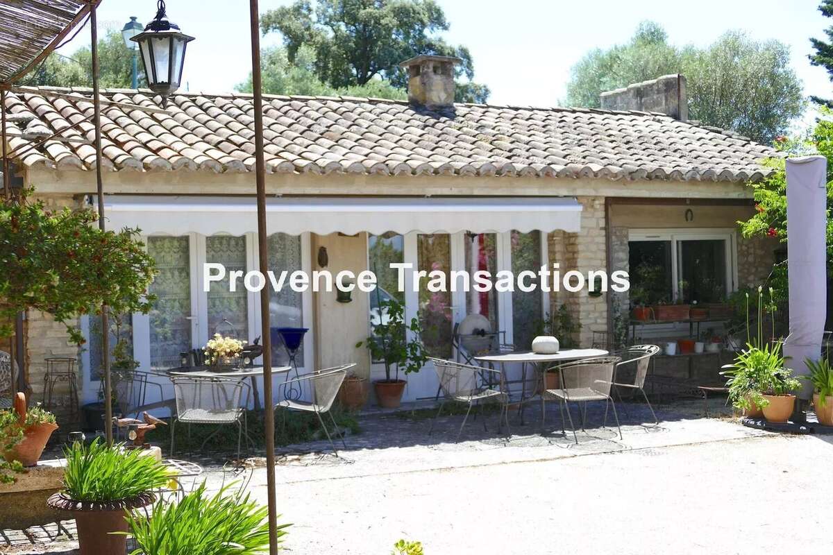 Maison à VACQUEYRAS