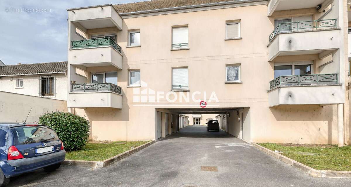 Appartement à DAMMARIE-LES-LYS