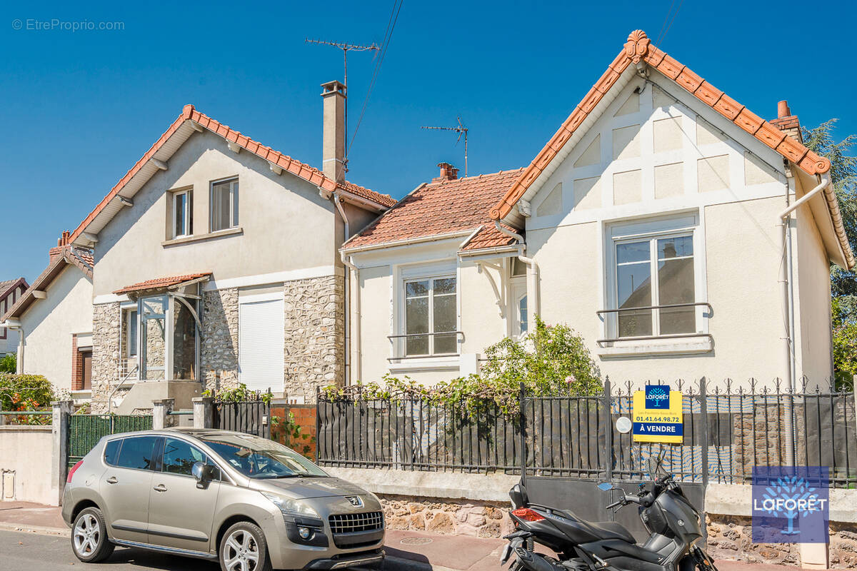 Maison à LES PAVILLONS-SOUS-BOIS