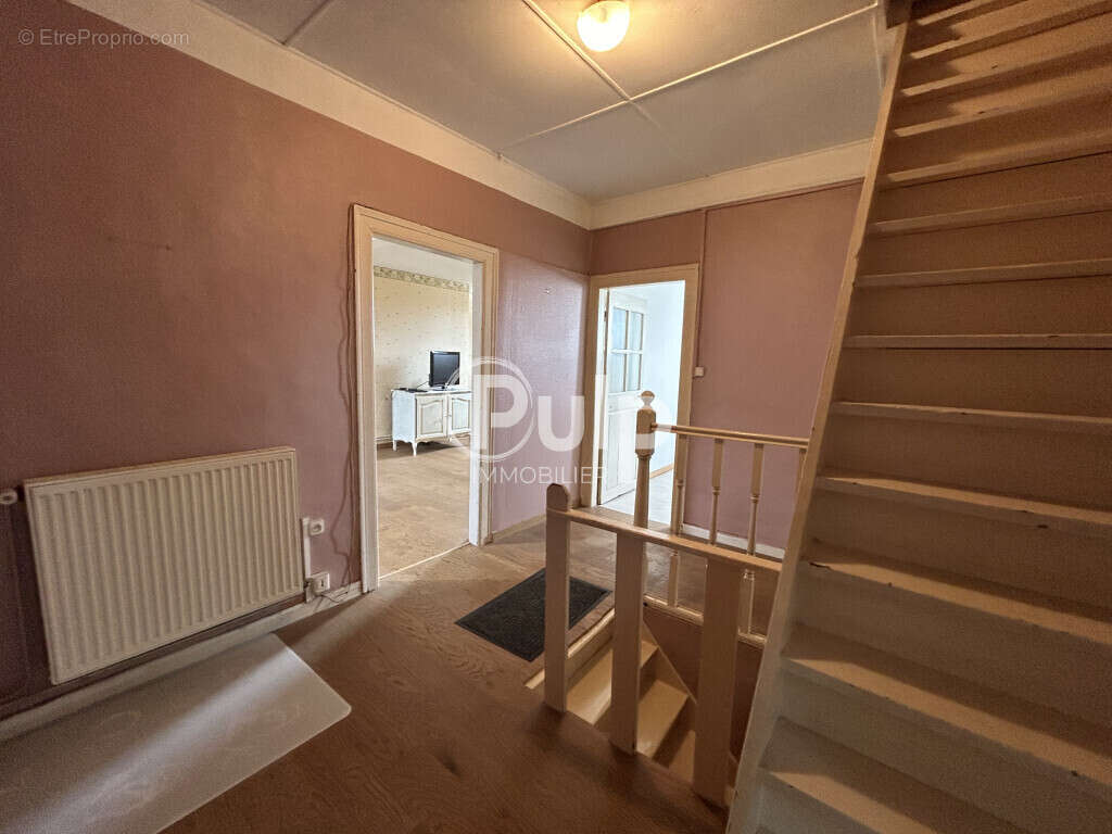 Commerce à ISBERGUES