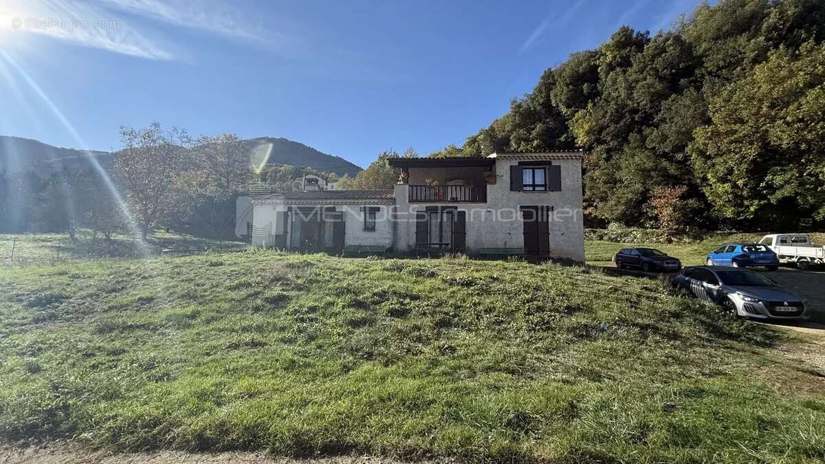 Maison inviduelle charmante pleine de confort et nature - photo 3
