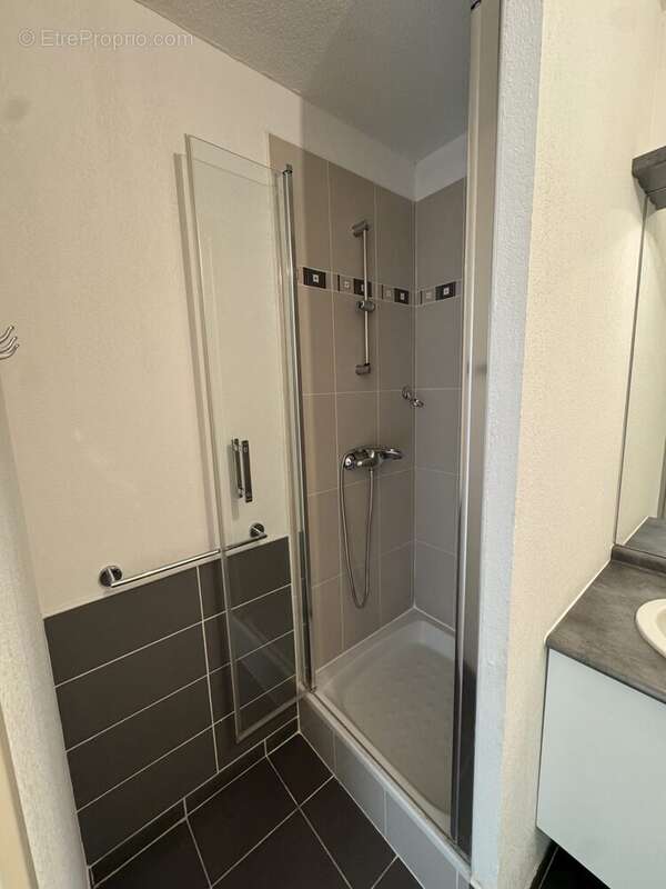 Appartement à CHATEAUNEUF-LES-MARTIGUES