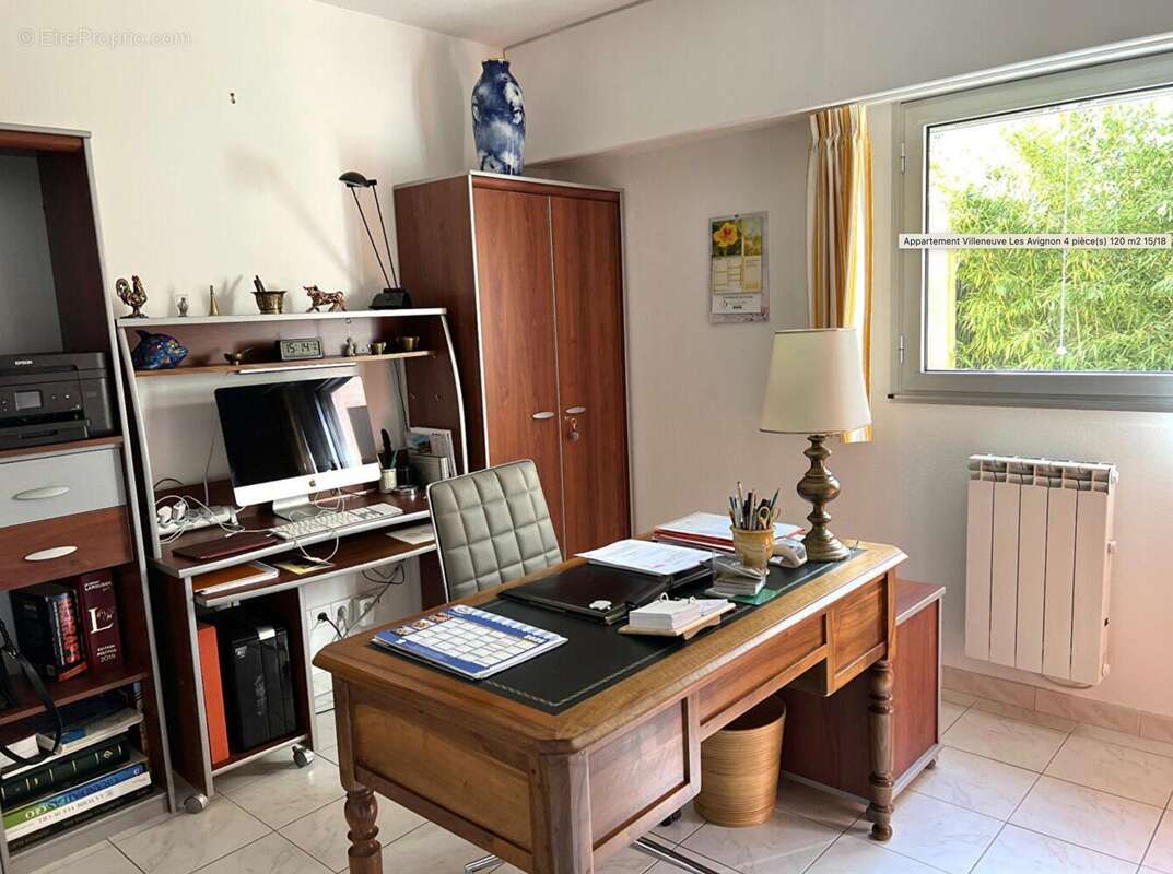 Photo 8 - Appartement à VILLENEUVE-LES-AVIGNON