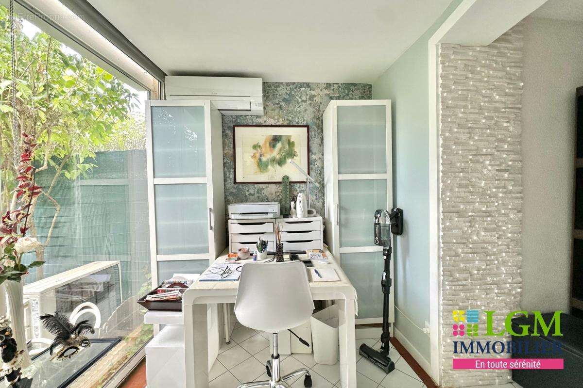 Appartement à PEROLS