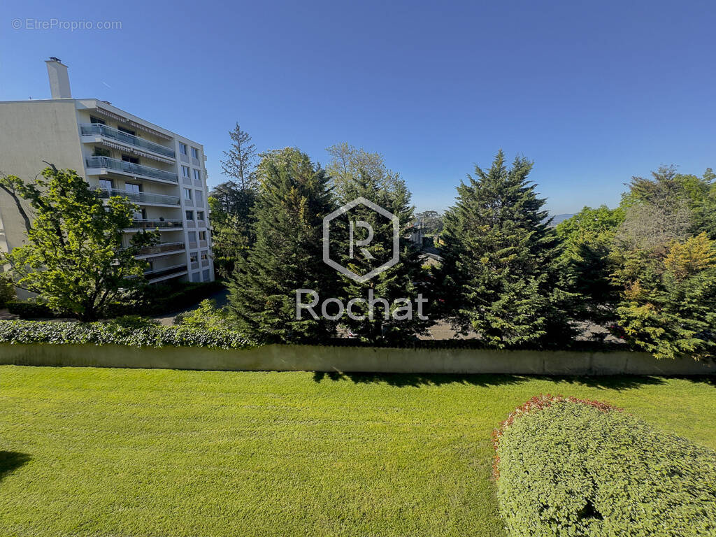 Appartement à CALUIRE-ET-CUIRE
