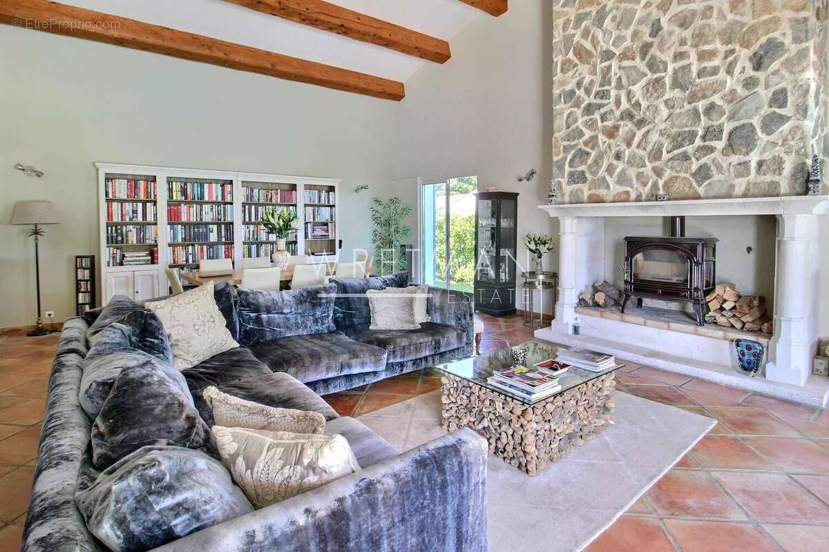 Maison à SEILLANS