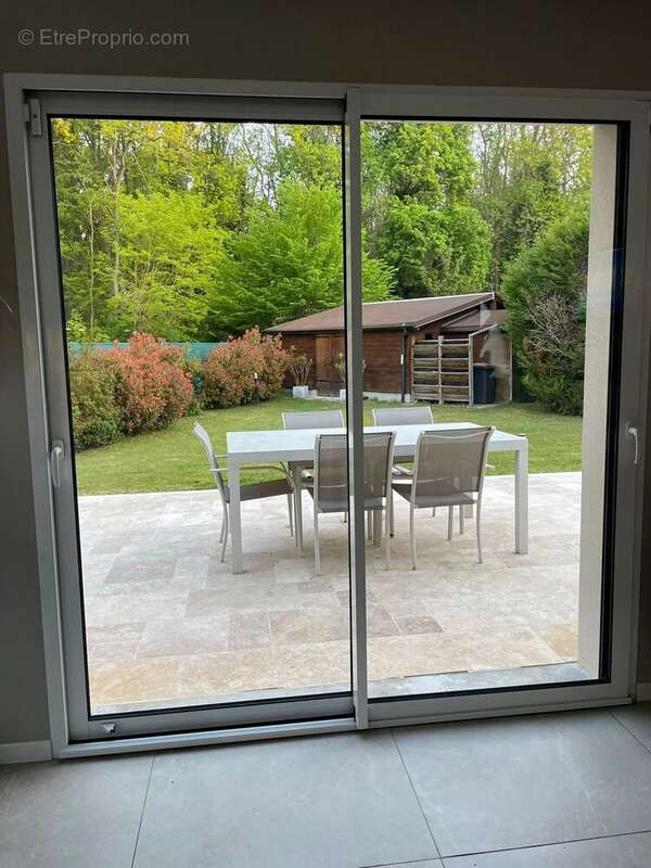 Maison à NOISY-SUR-ECOLE