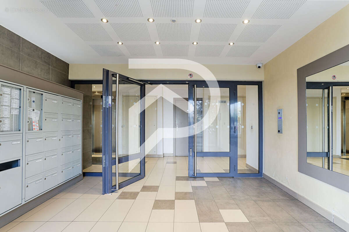 Appartement Colombes 4 pièce(s) 83.71 m2 - photo 14