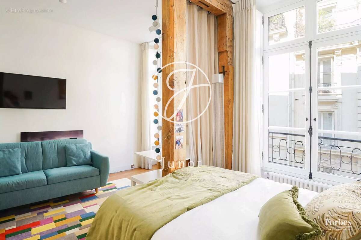 Appartement à PARIS-5E