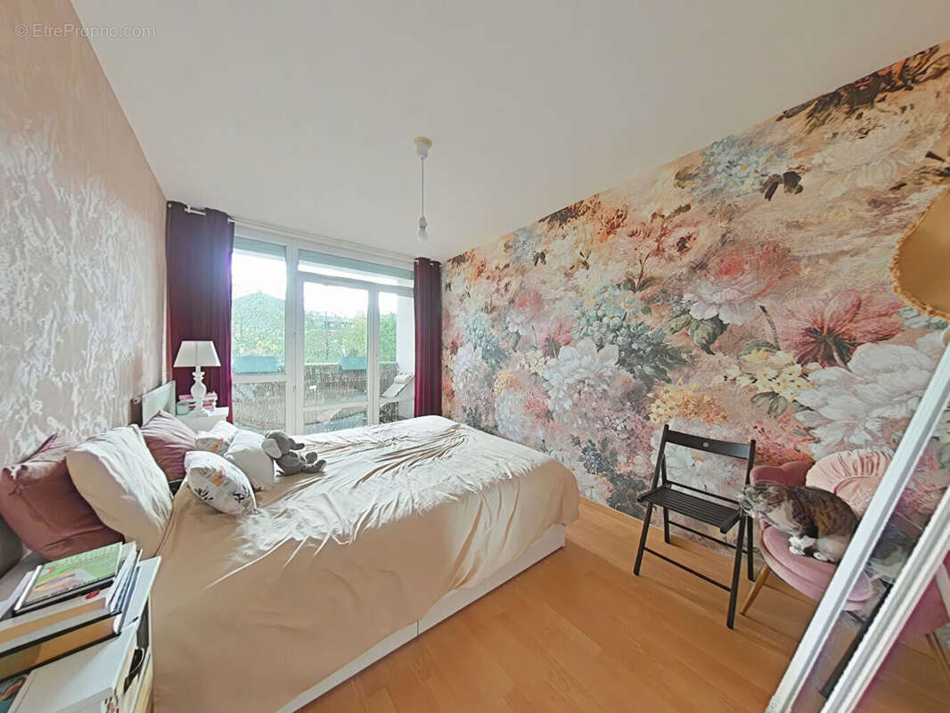 Appartement à FONTENAY-LE-FLEURY