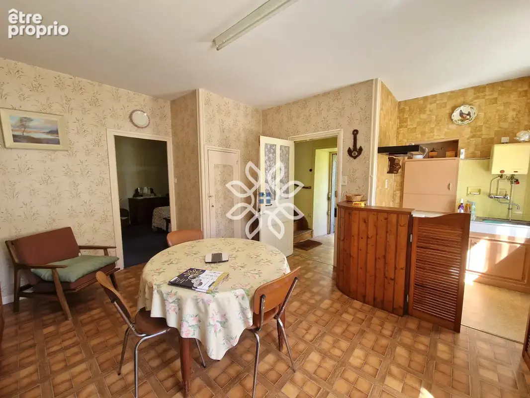 Maison de caractère avec droit d’eau et vaste terrain - photo 8