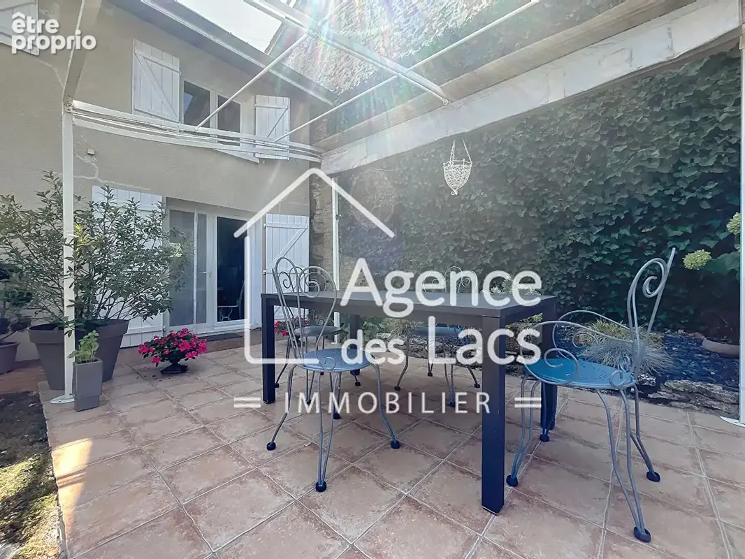 Maison de caractère, 177 m², 3 chambres avec jardin clos et garage - photo 2
