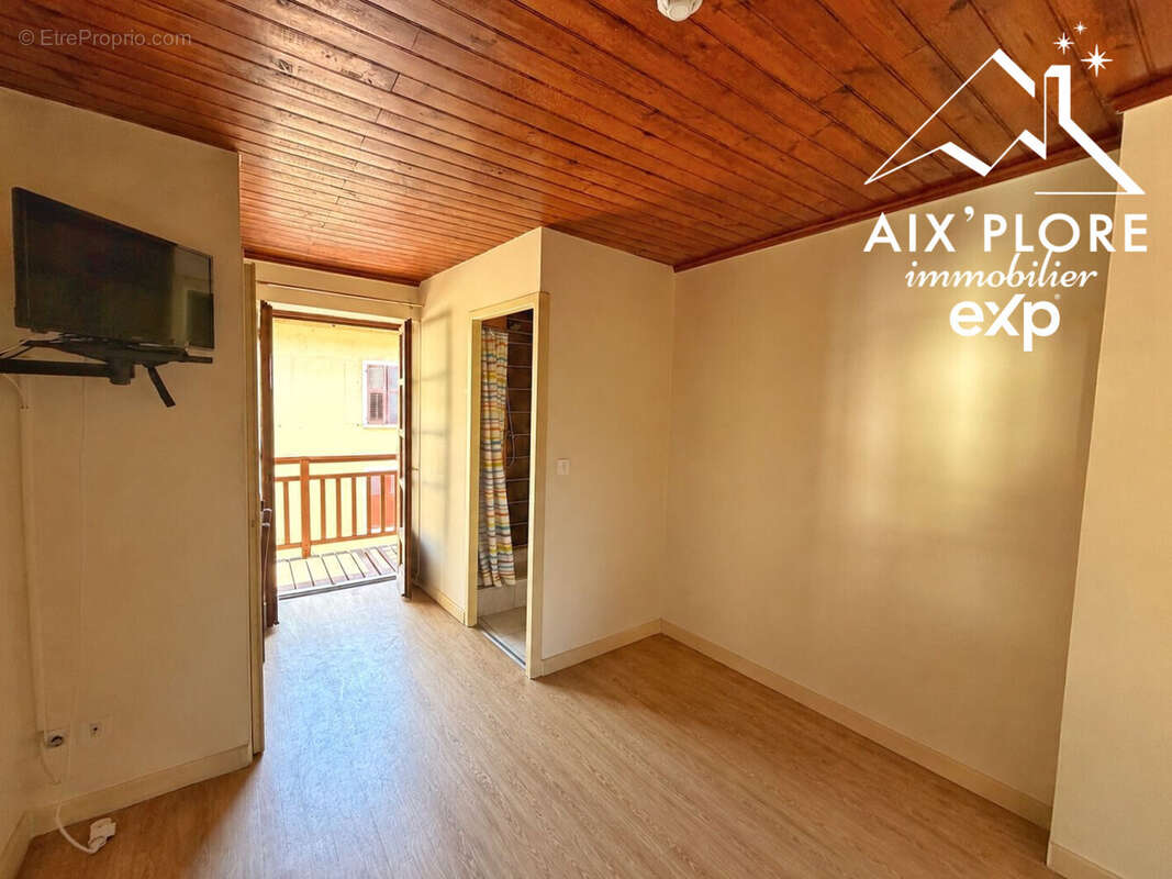 Appartement à SAINT-JEAN-DE-MAURIENNE