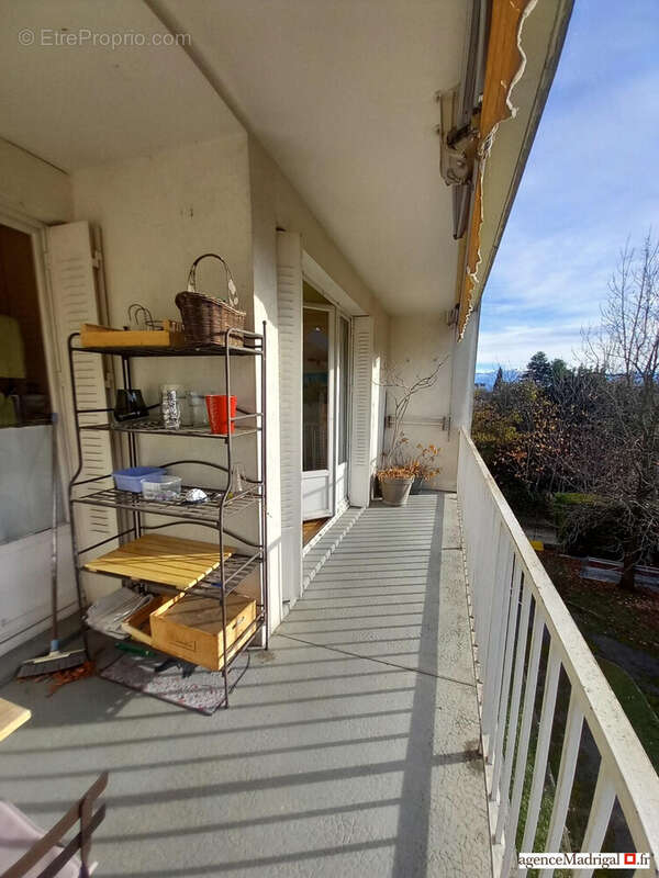 Appartement à SAINT-EGREVE