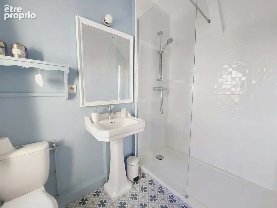 Maison Montreuil Le Gast 8 pièce(s) 129 m2 - photo 12