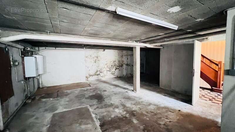 Département Finistère (29) – À vendre à Quimper : Maison T6 de 116 m² habitable (142 m² utiles) sur un terrain de 354 m² avec ga - photo 16