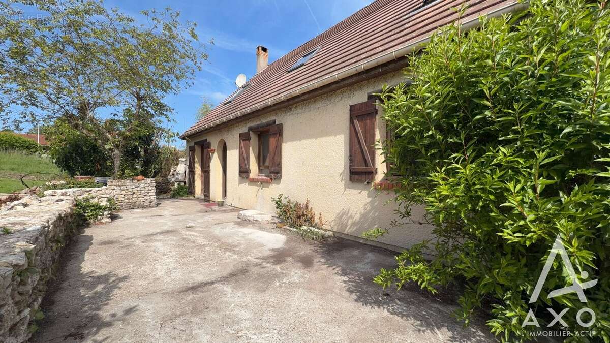 Maison à CHEVANNES