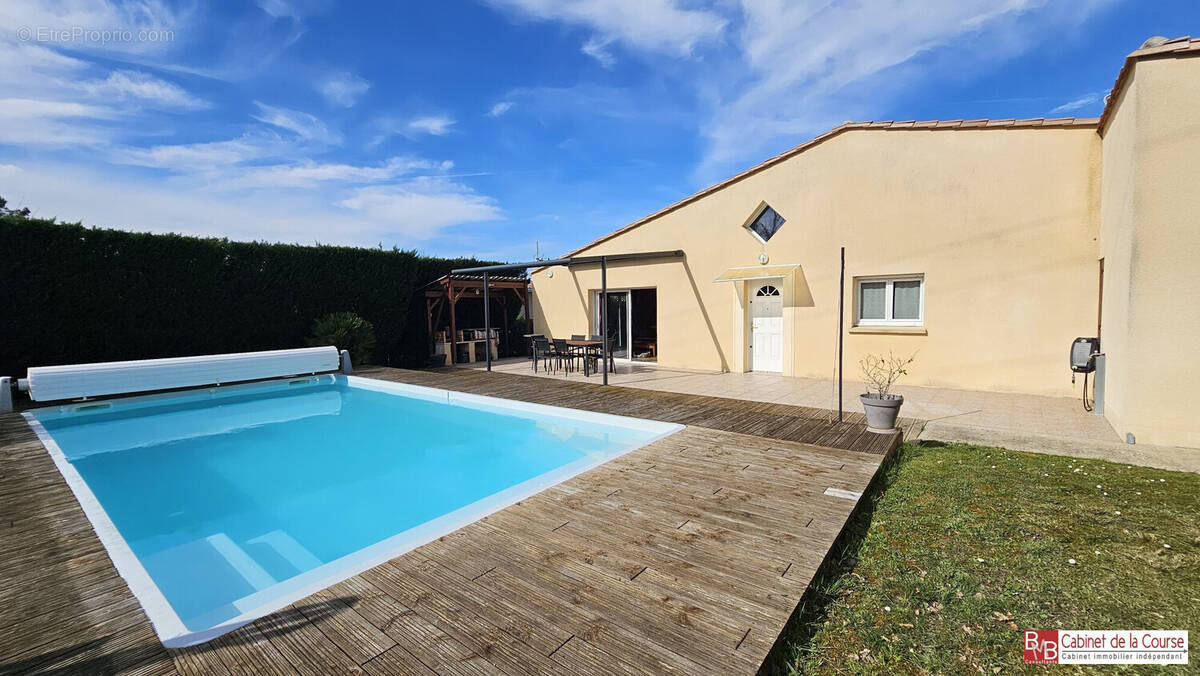Maison à CURSAN
