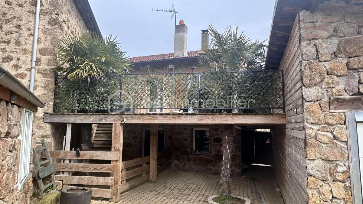 Maison à QUINTENAS