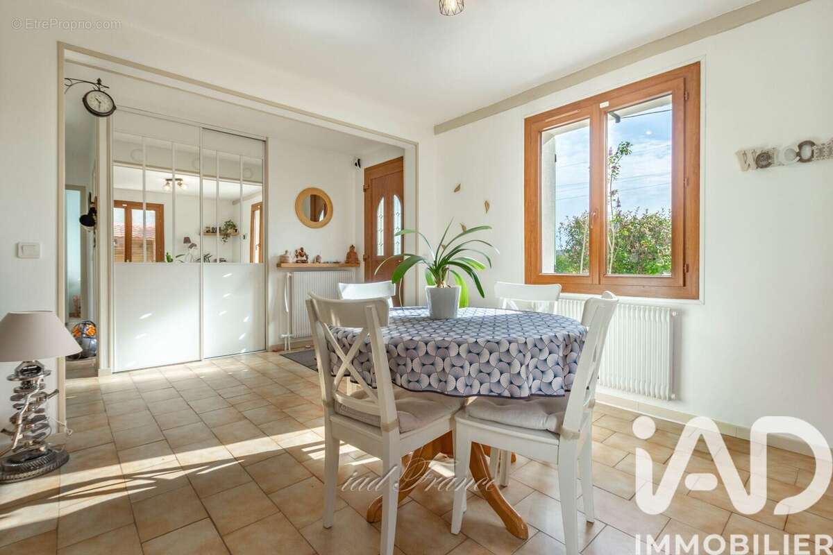Photo 4 - Maison à FONTENAY-SAINT-PERE