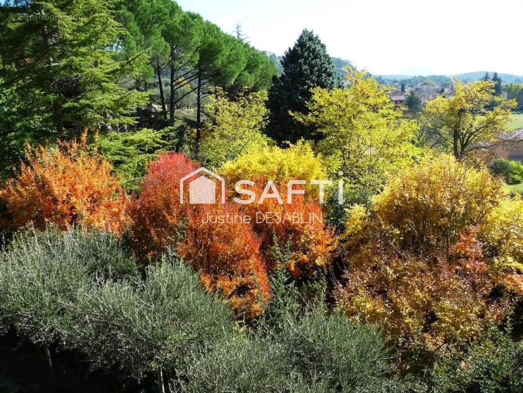 Photo 4 - Maison à VARAGES