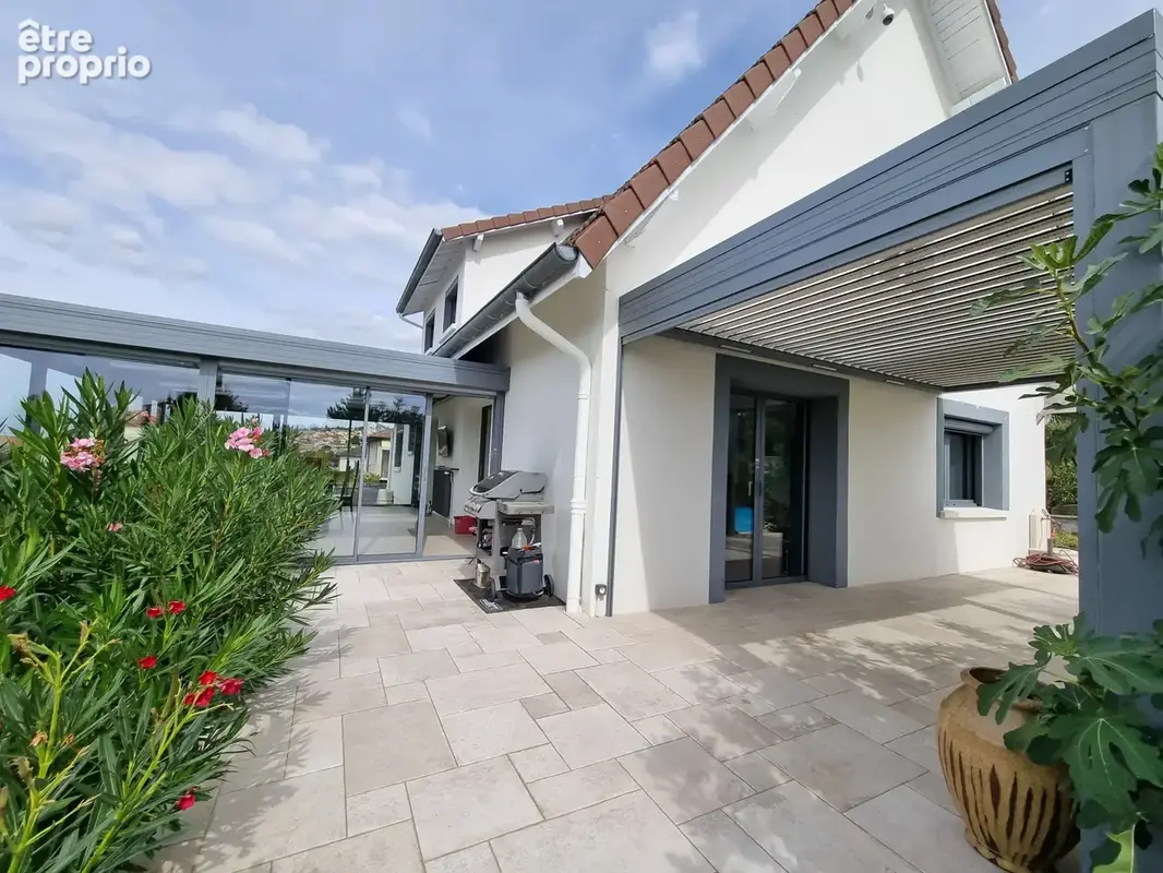 Villa avec piscine sans travaux a chamboeuf - photo 6
