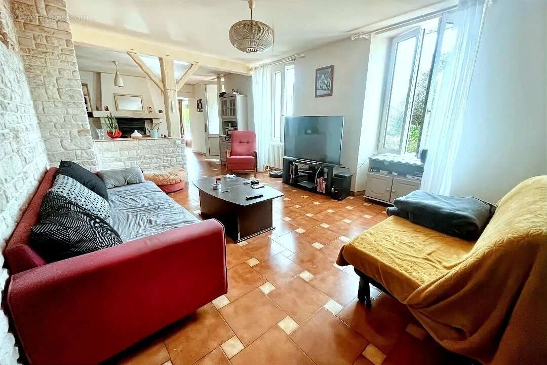 Maison à TRIZAY