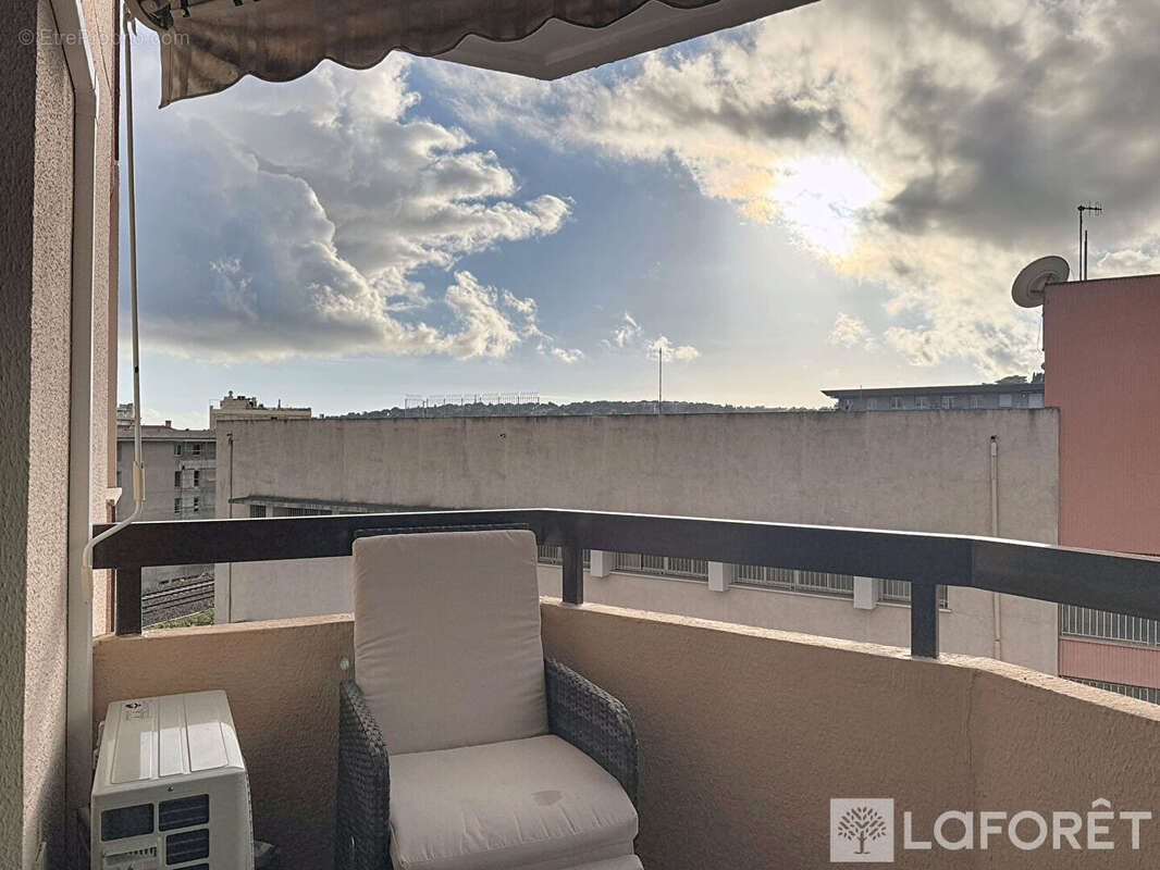 Appartement à MENTON