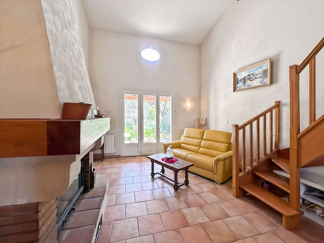 Maison à MOLLEGES